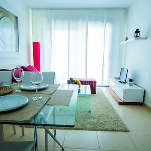 https://luxury-apartment-on-icod-de-los-vinos.tenerifehoteles.net